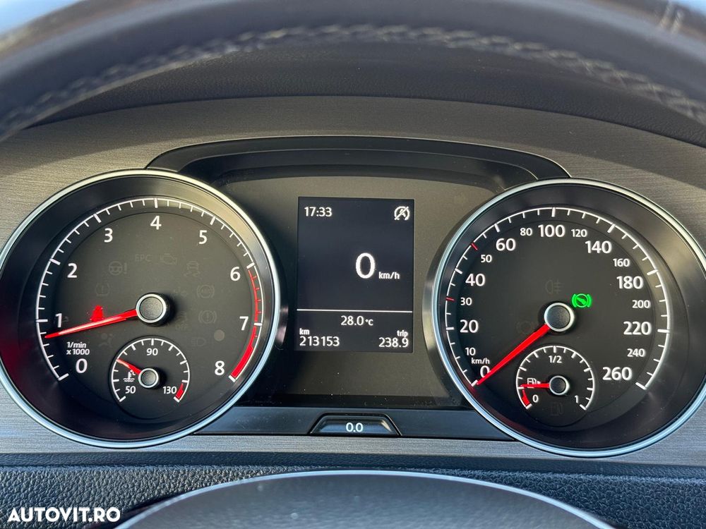 Volkswagen Golf 1.2 TSI BlueMotion Technology DSG Comfortline - 23