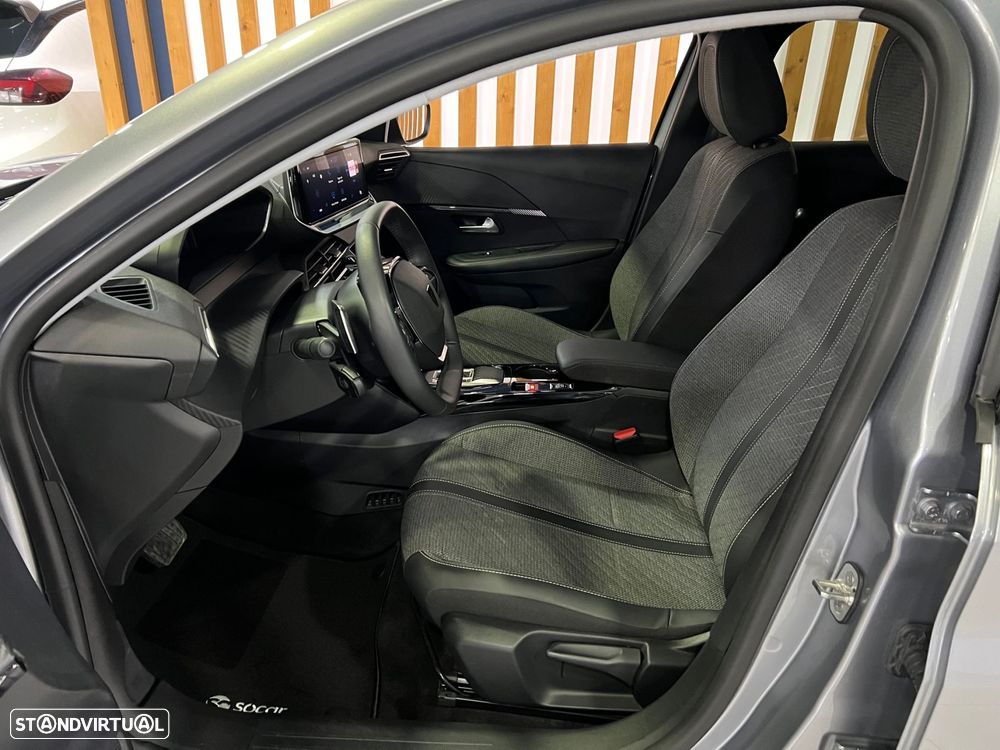 Peugeot 208 1.2 Hybrid Allure e-DCS6 - 9