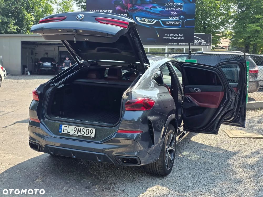 BMW X6 M60i xDrive - 12