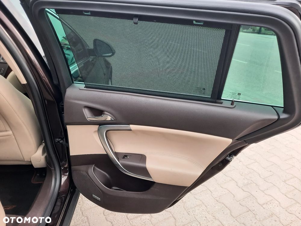 Opel Insignia 2.0 Turbo Design Edition - 17