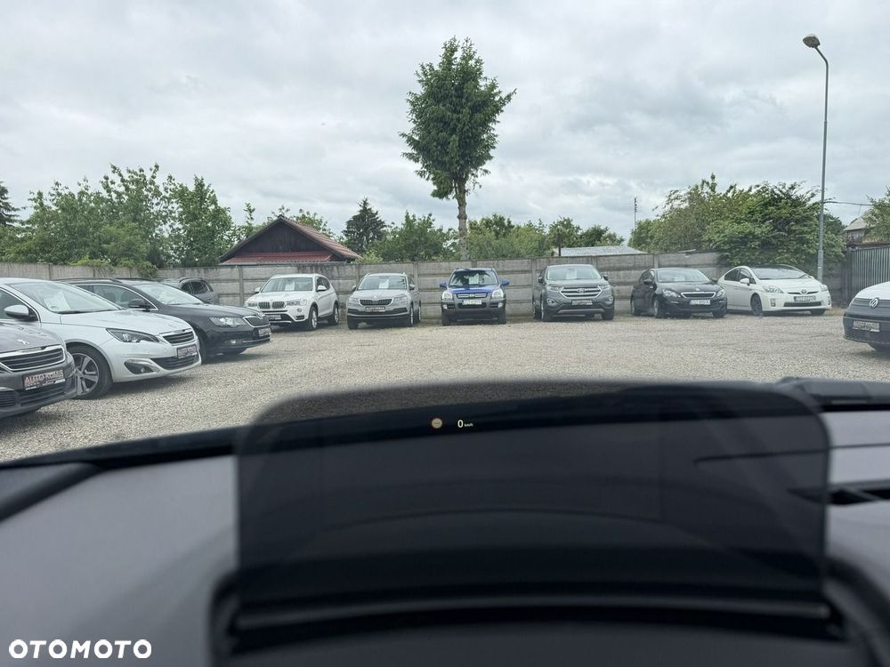 BMW Seria 2 220i Luxury Line - 16