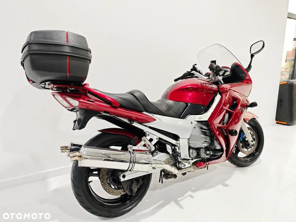 Yamaha FJR - 9