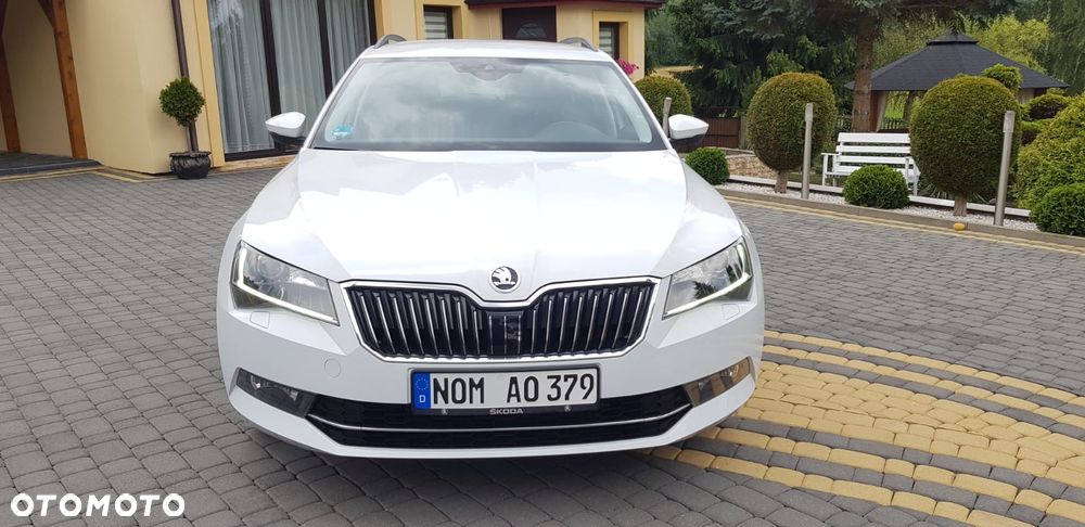 Skoda Superb 2.0 TDI 4x4 DSG Ambition - 15