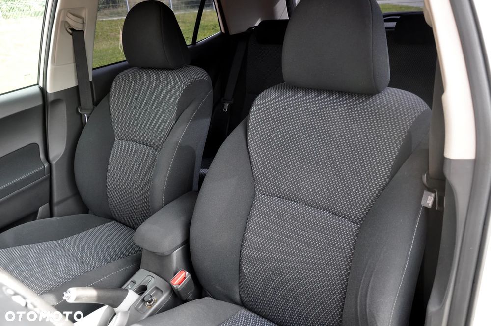 Toyota Auris 1.6 Edition - 27