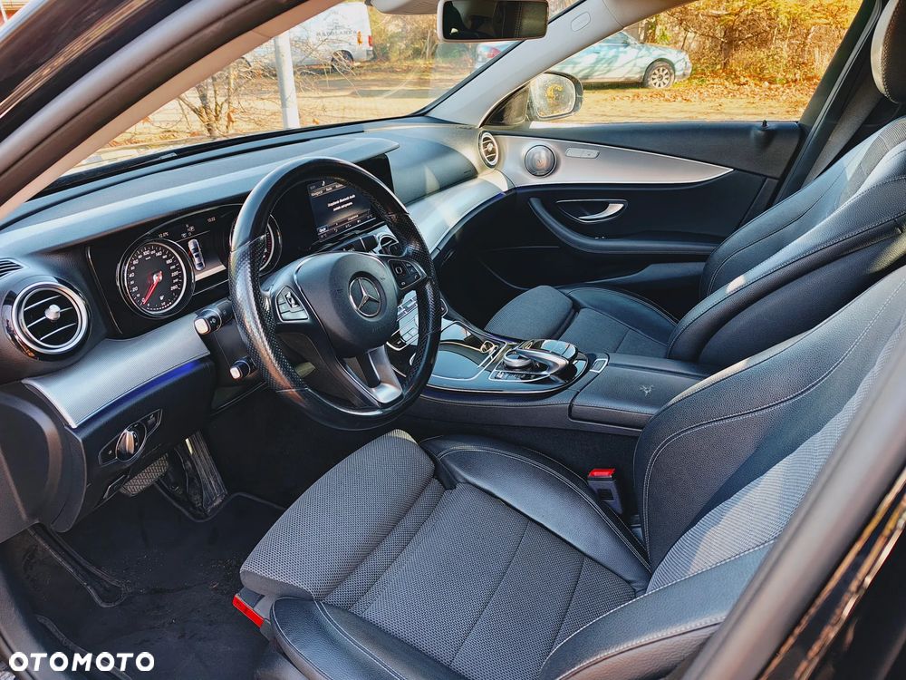 Mercedes-Benz Klasa E 220 d 9G-TRONIC - 6