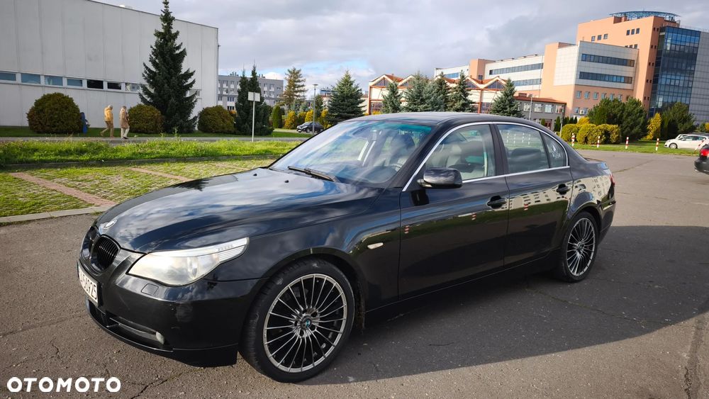 BMW Seria 5 520i - 9