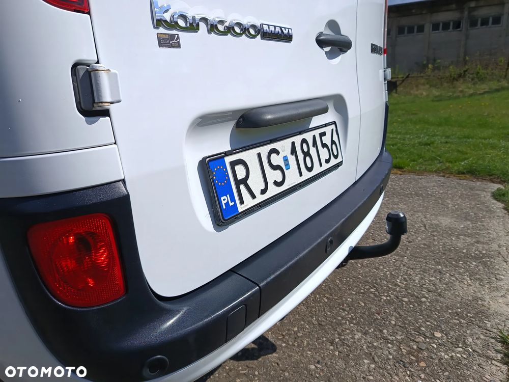Renault Kangoo wersja MAXI LONG 1.5 diesel 110kM 2017 rok Bogate wyposażenie- WEBASTO, navigacja NISKI PRZEBIEG-142 tyś. SPRAWNY 100% ZAREJESTROWANY!! - 22
