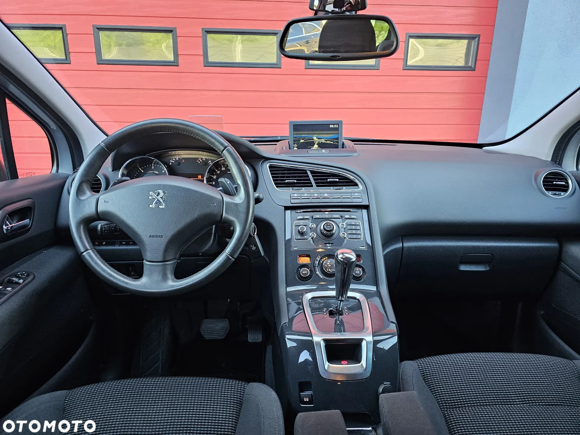 Peugeot 5008 e-HDI 115 ETG6 Stop&Start Allure - 19