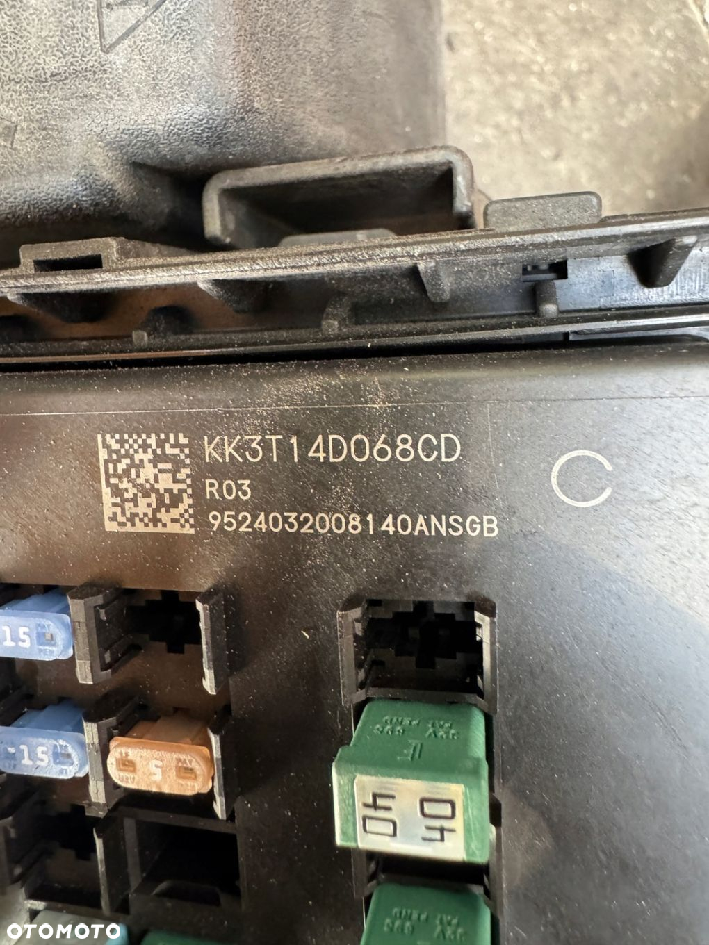 SKRZYNKA BEZPIECZNIKÓW TRANSIT MK8 LIFT KK3T14D068CD - 2