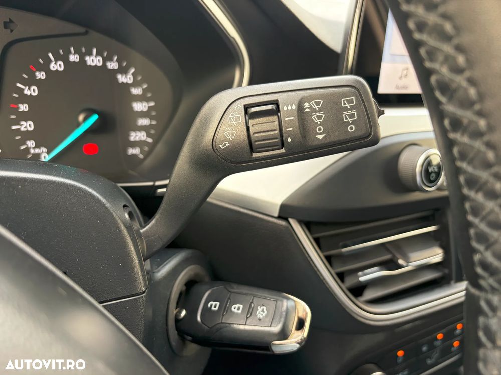 Ford Focus 1.0 EcoBoost Connected - 16