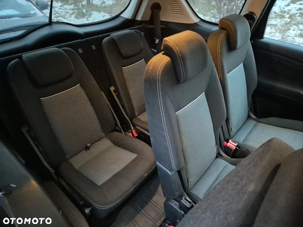 Ford S-Max 2.0 TDCi Trend - 11