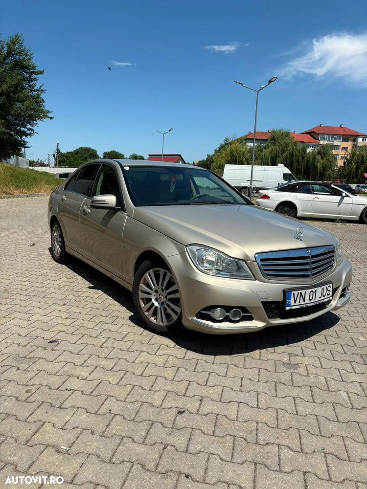 Mercedes-Benz C 250 CGI Automatik BlueEFFICIENCY Elegance - 1
