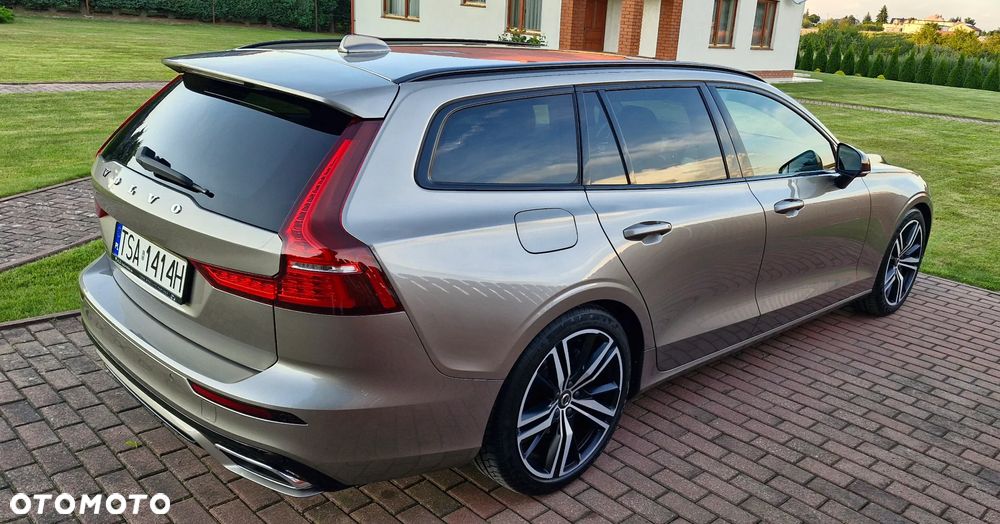 Volvo V60 D3 R-Design - 5