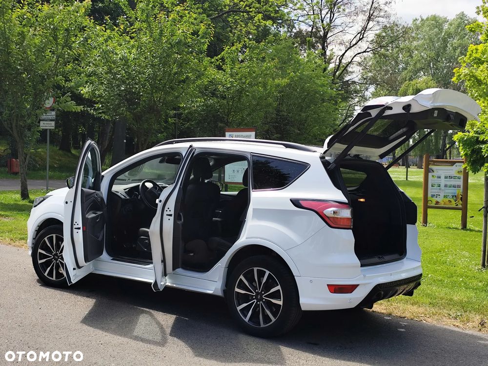 Ford Kuga 2.0 TDCi AWD ST-Line - 4