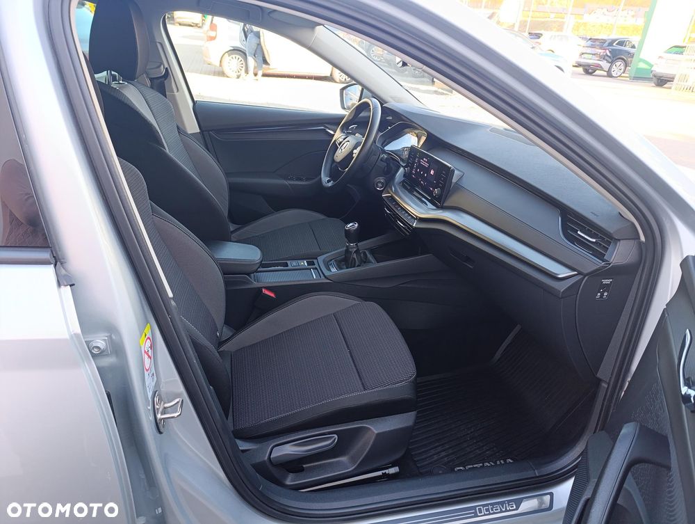 Skoda Octavia 1.5 TSI ACT Ambition - 15