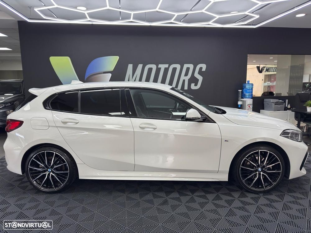 BMW 116 d Pack Desportivo M Auto - 11