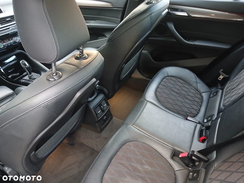 BMW X1 sDrive18i GPF M Sport - 9