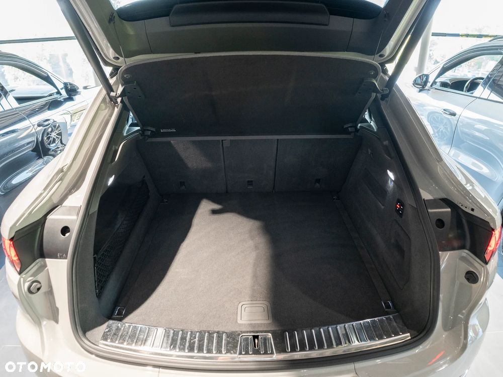 Porsche Cayenne - 36