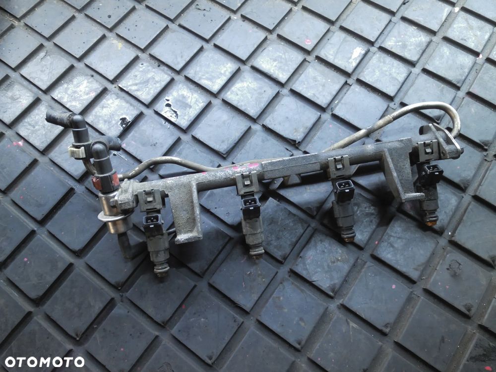 LISTWA WTRYSKOWA WTRYSKI FORD FOCUS MK1 1.8 16V 0280155819 POSIADAM 4 KOMPLETY - 3