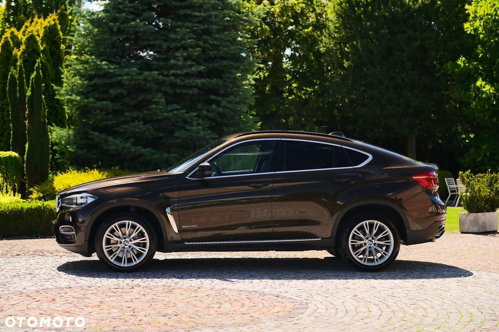 BMW X6 xDrive50i - 7
