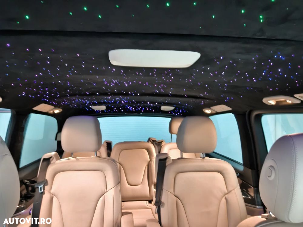 Mercedes-Benz V 300 d Extralang 4Matic 9G-TRONIC Exclusive - 17