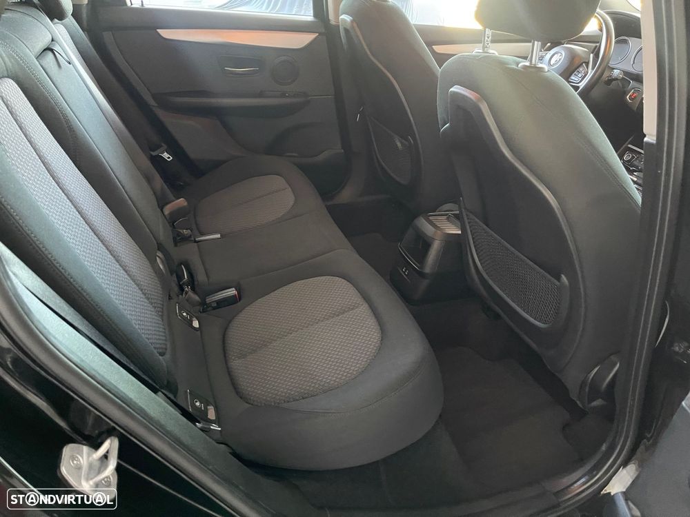BMW 216 Active Tourer d Advantage - 12