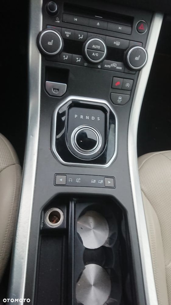 Land Rover Range Rover Evoque - 32