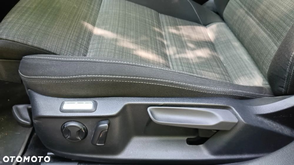 Volkswagen Passat 1.5 TSI EVO Business DSG - 22