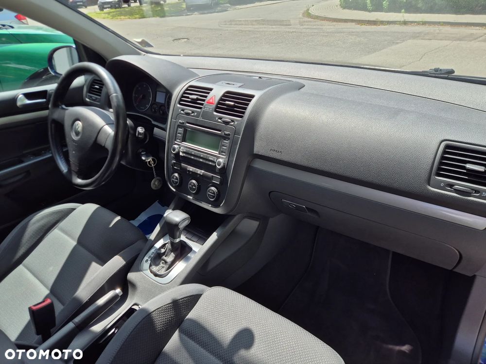 Volkswagen Golf 2.0 TDI Sportline DSG - 9