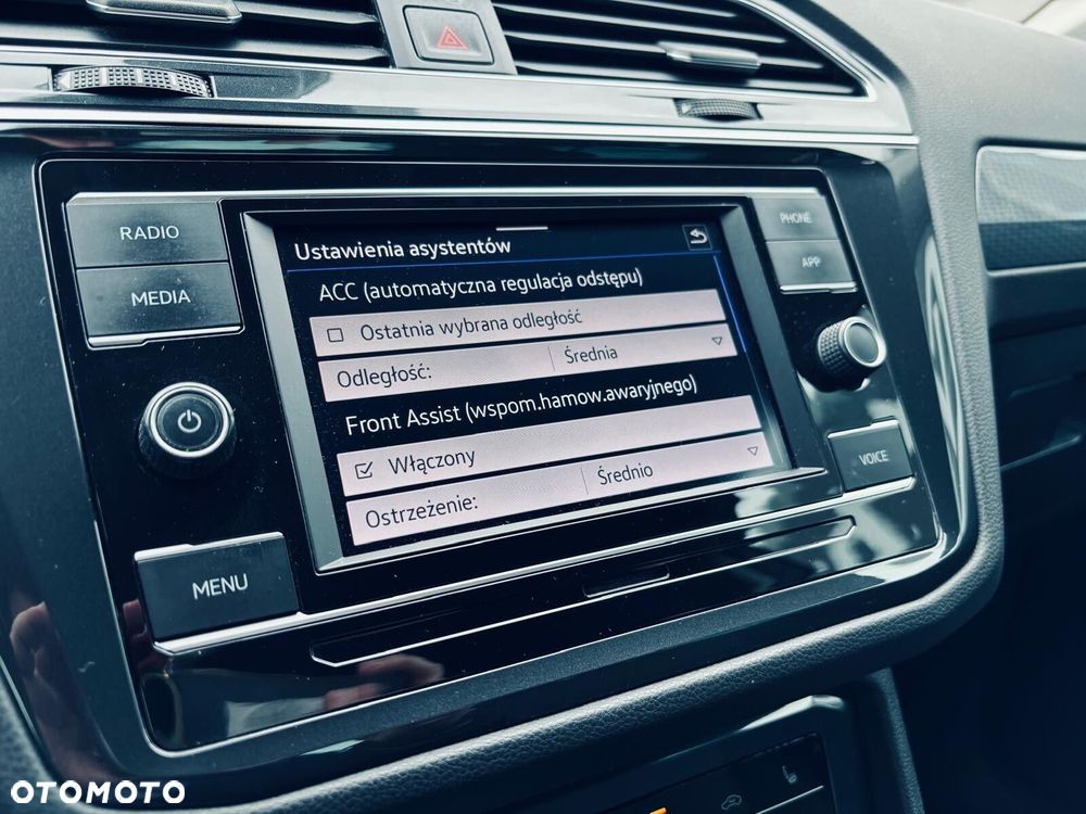 Volkswagen Tiguan 2.0 TSI 4Mot Life DSG - 29