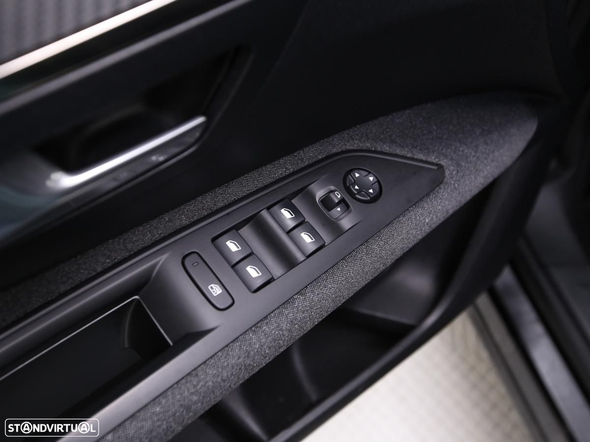 Peugeot 3008 1.5 BlueHDi Active - 14