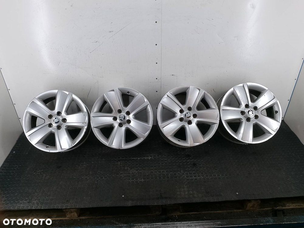 FELGI ALUMINIOWE KOMPLET 17 SKODA OCTAVIA II 3U0601025K 150806 - 1