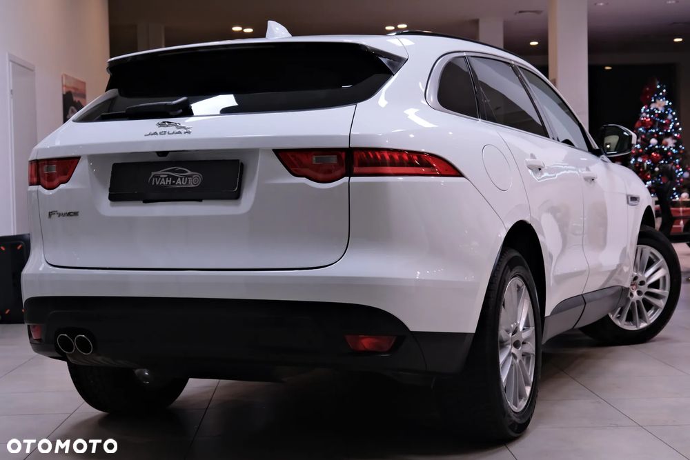 Jaguar F-Pace 2.0 i4D AWD Prestige - 11