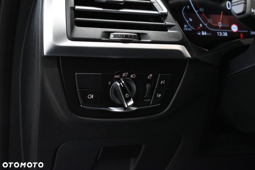 BMW X4 - 11