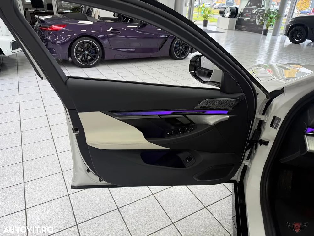 BMW Seria 5 550e xDrive Aut. - 13