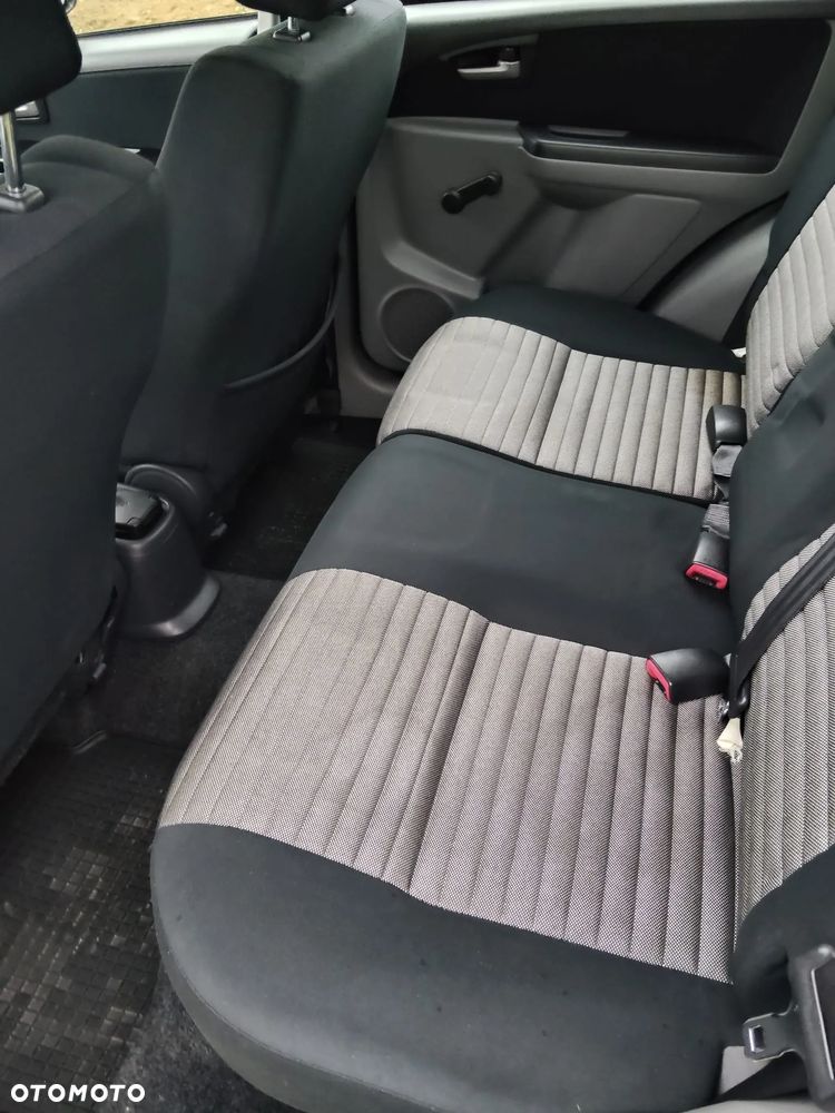 Suzuki SX4 1.6 VVT 4x4 Comfort - 7
