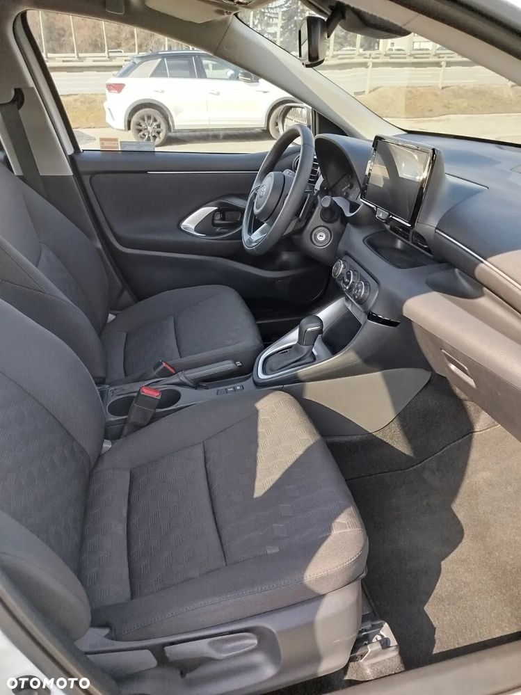 Toyota Yaris Hybrid 1.5 Comfort - 13
