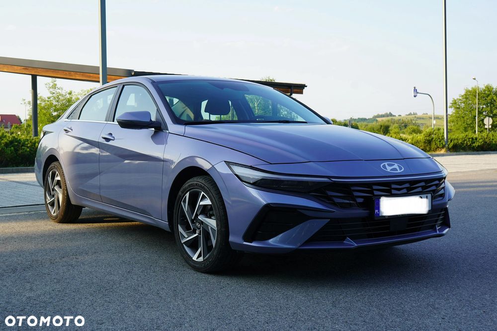 Hyundai Elantra 1.6 Smart CVT - 3