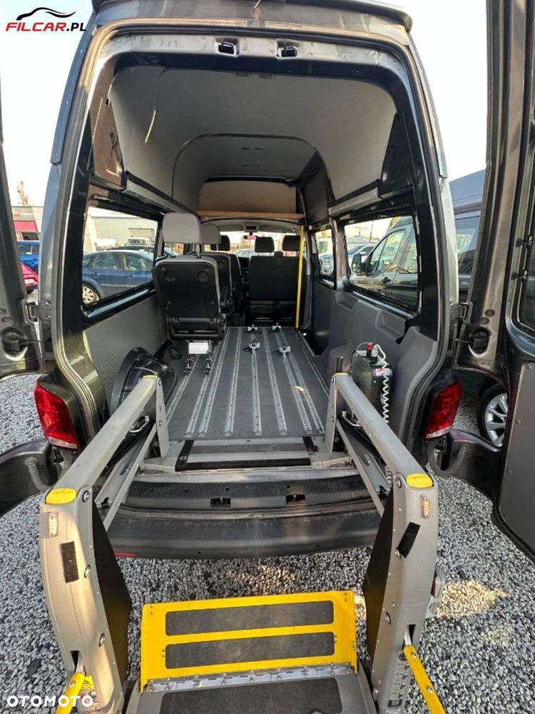 Volkswagen Transporter - 11