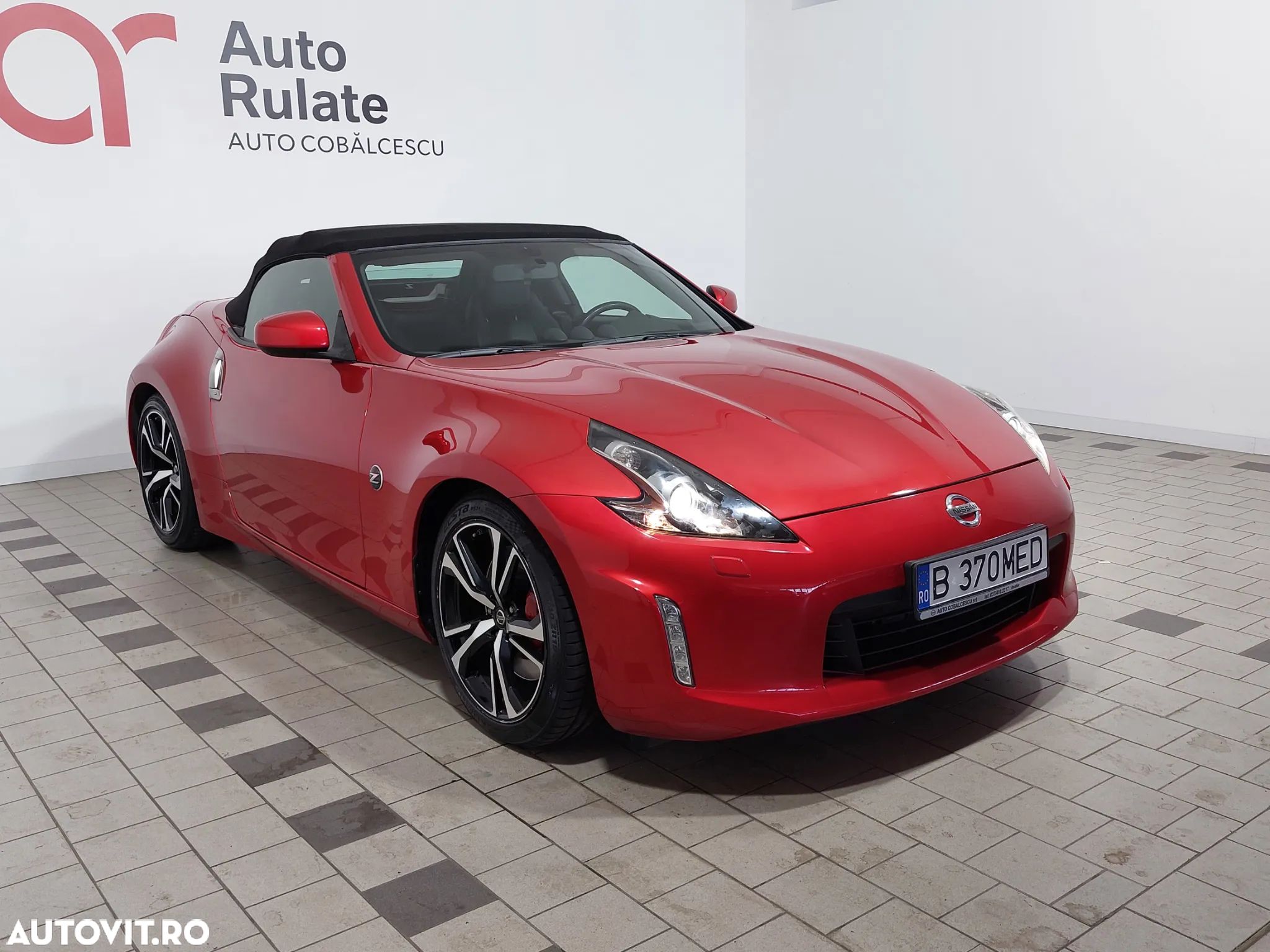 Nissan 370 Z - 1