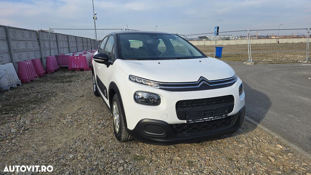 Citroën C3 Pure Tech 82 SHINE - 3