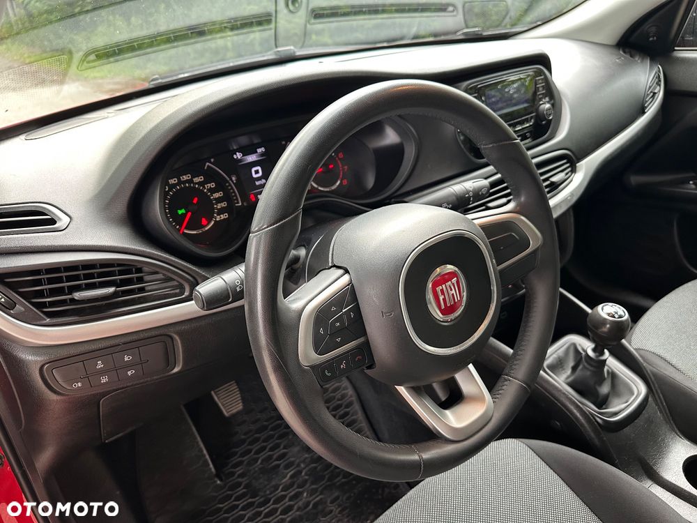 Fiat Tipo 1.4 16V - 8