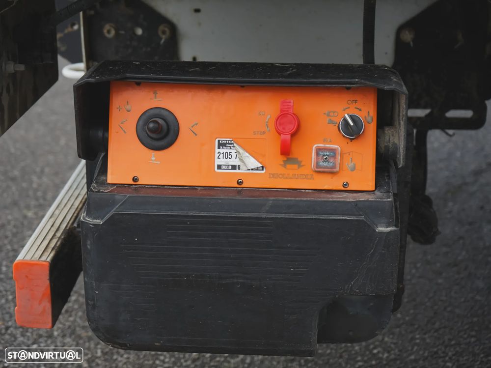 Renault RENAULT MASTER III VAN 2.3 DCI 165 PLATAFORMA ELEVATORIA - 28