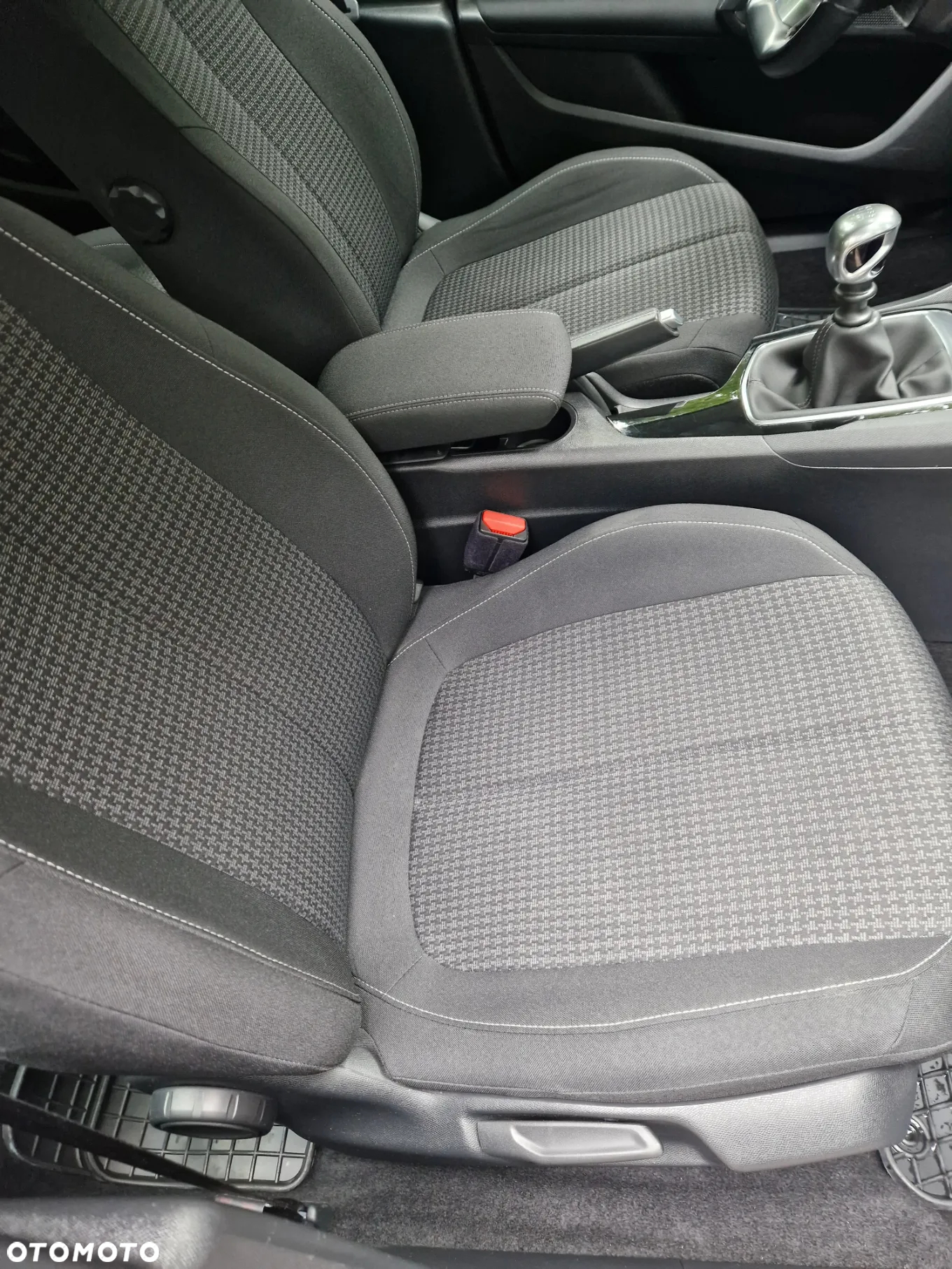 Peugeot 308 1.5 BlueHDi Active S&S - 25