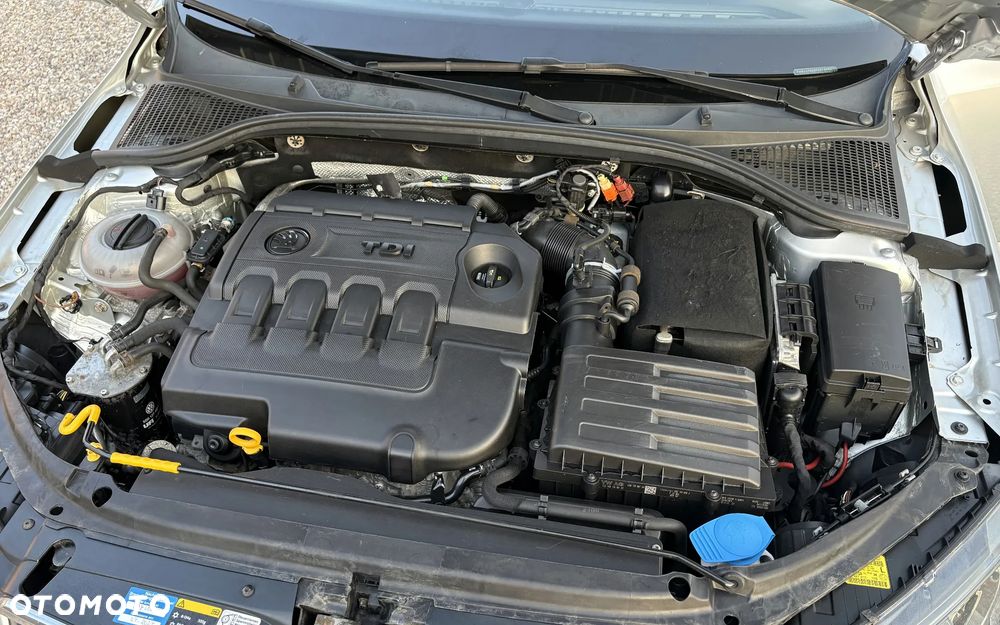 Skoda Octavia 2.0 TDI Sport Edition - 38