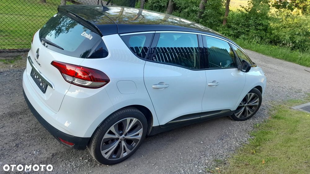 Renault Scenic - 17