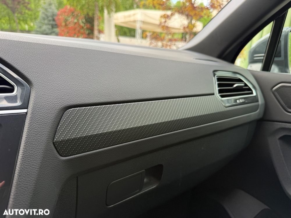 Volkswagen Tiguan 2.0 TDI SCR 4MOTION DSG R-Line - 21