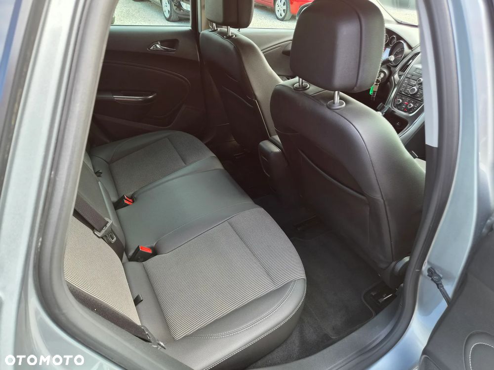 Opel Astra - 19