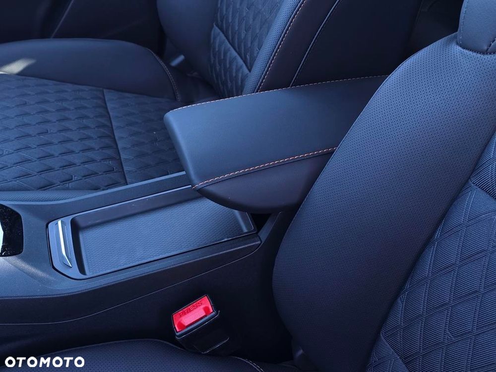 MG MG3 1.5 HEV+ Exclusive - 24