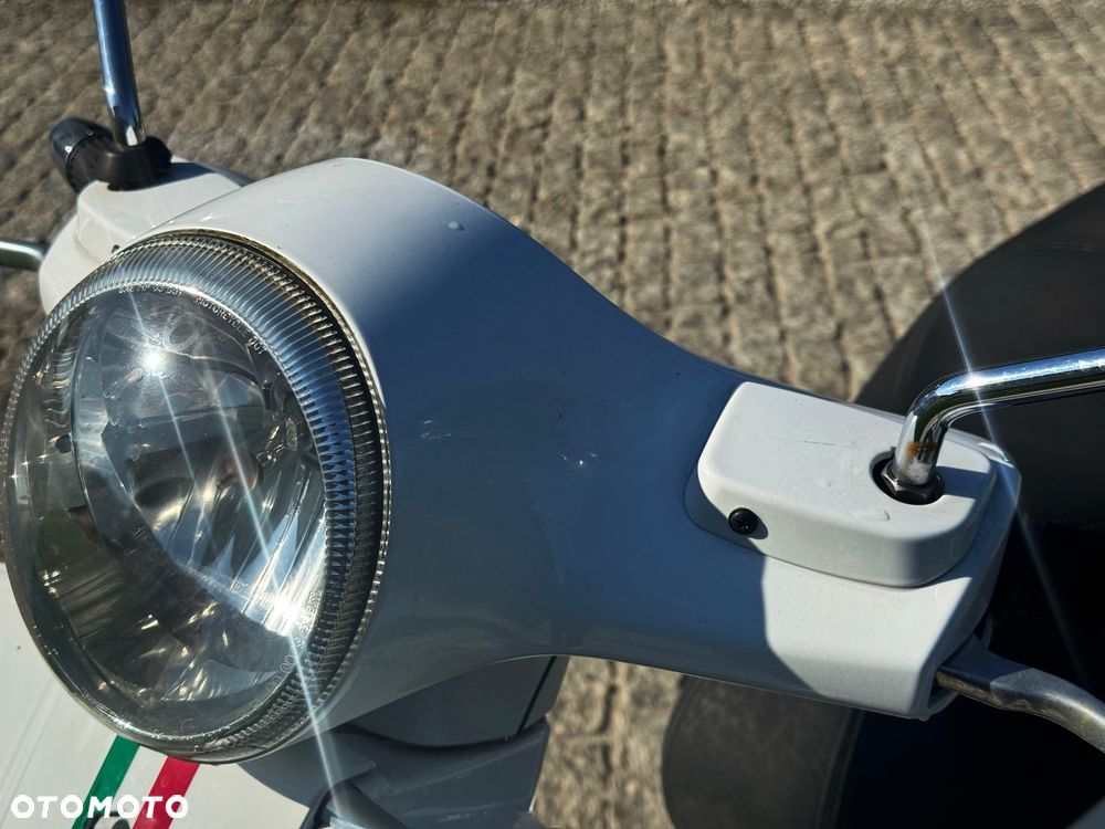 Vespa GTS - 14
